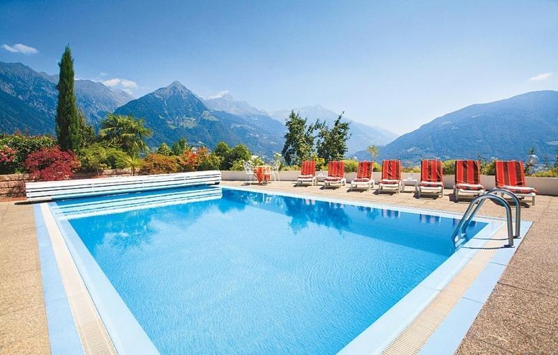 Pension Zum Burggraefler Schenna Buitenkant foto